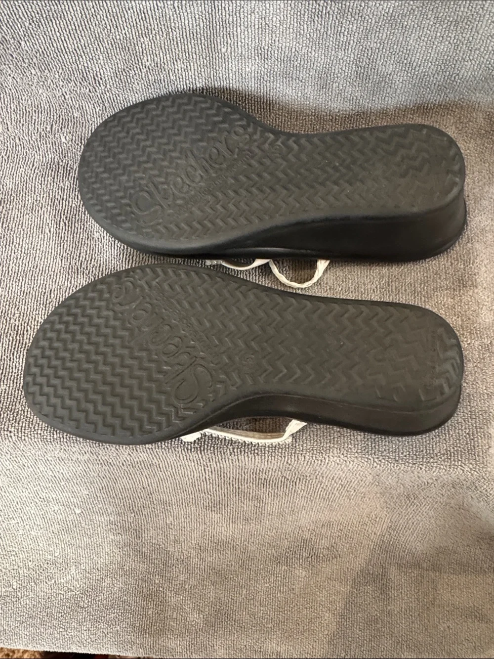 Skechers Cali Rumblers Wild Child Wedge Sandal with White Bling Size 7.5